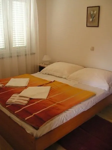 Apartments Marketic Baška 0*,